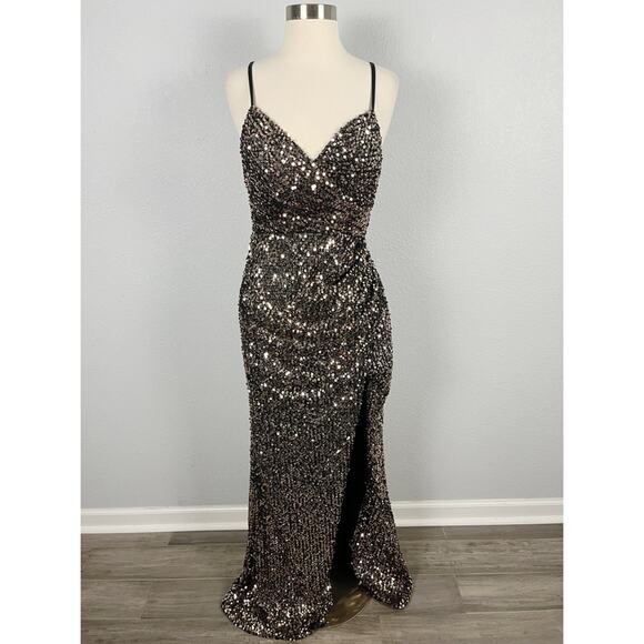 NWT IEENA for Mac Duggal #55700 Sequined Gather Waist Gown - Picture 4 of 12